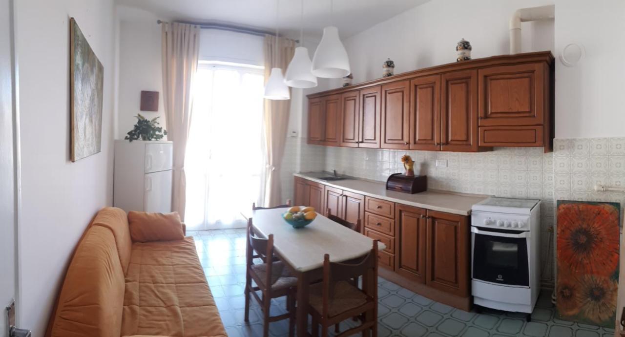 Vreni Lodge Finale Ligure Luaran gambar